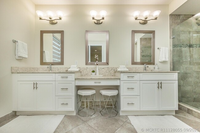 Building Photo - 151 Sword Fern Pl