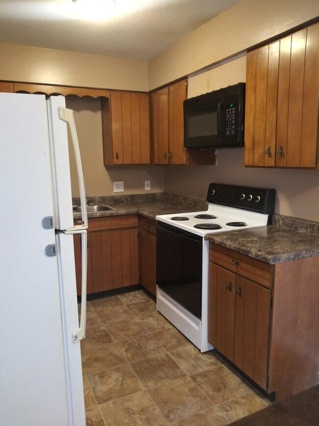 Building Photo - Belmont Point Apartments