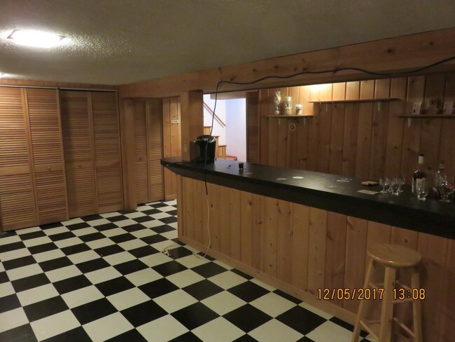 Building Photo - 1673 Ash St