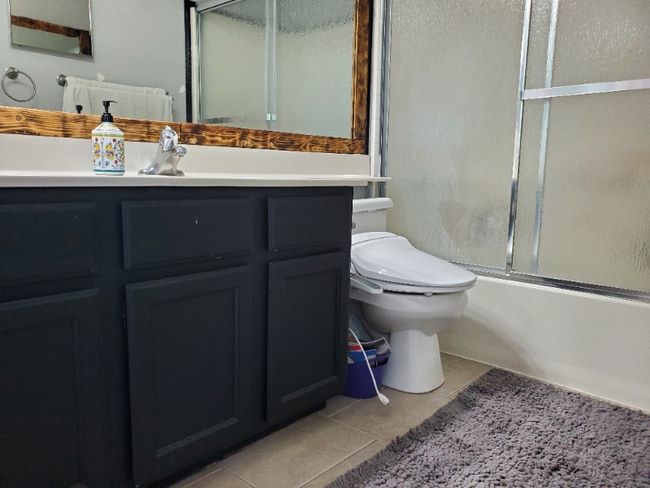 Building Photo - 8744 Soapberry Dr