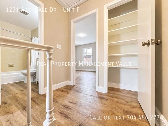 Building Photo - 1231 Archdale Dr
