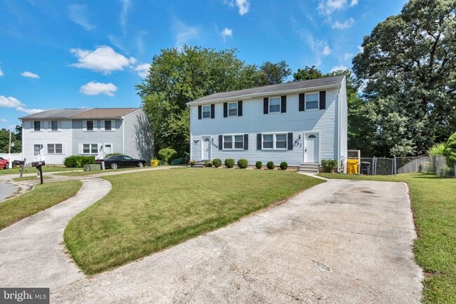 Building Photo - 651 Westphalia Ct