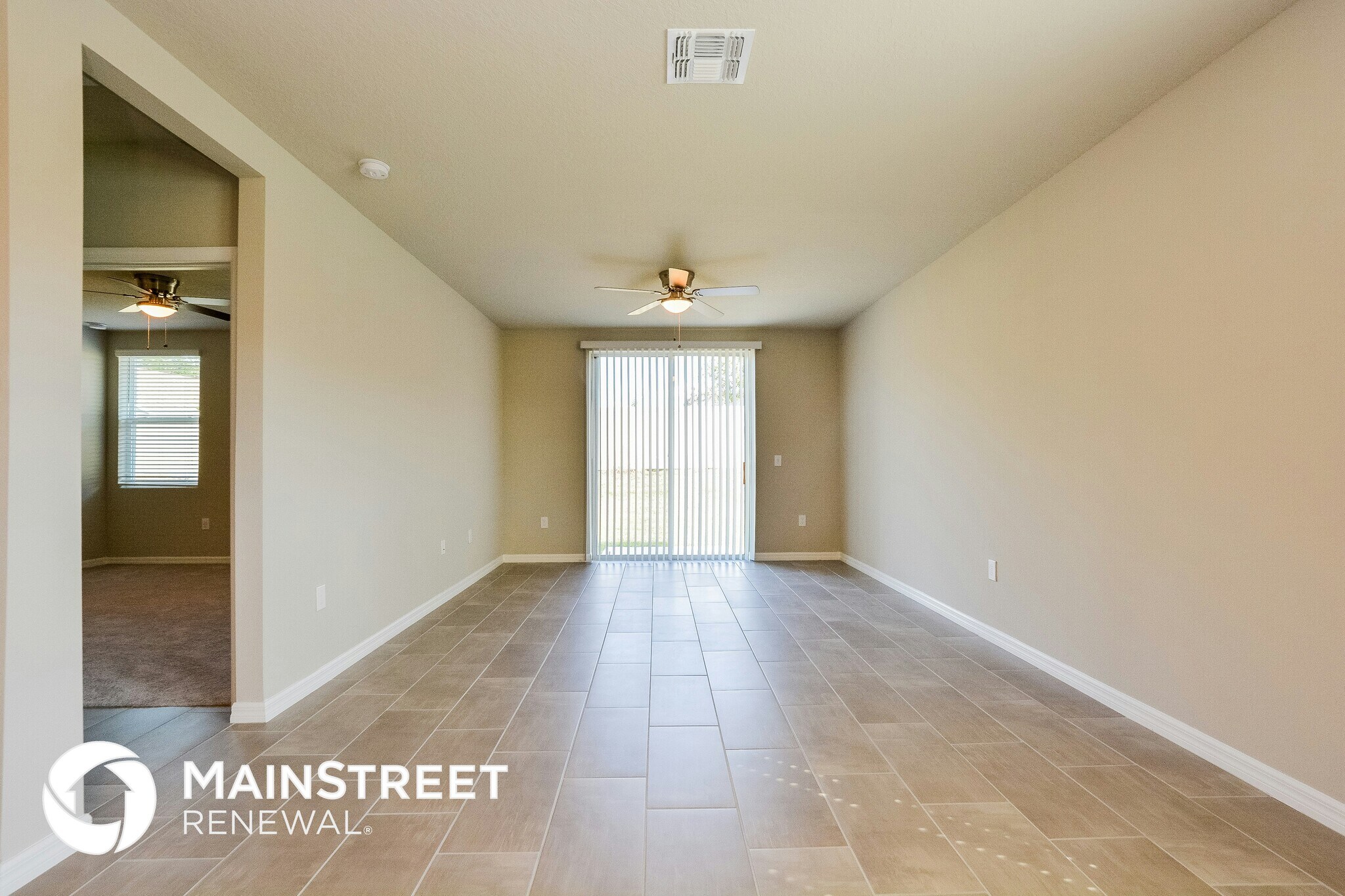Building Photo - 1074 Oak Vly Dr