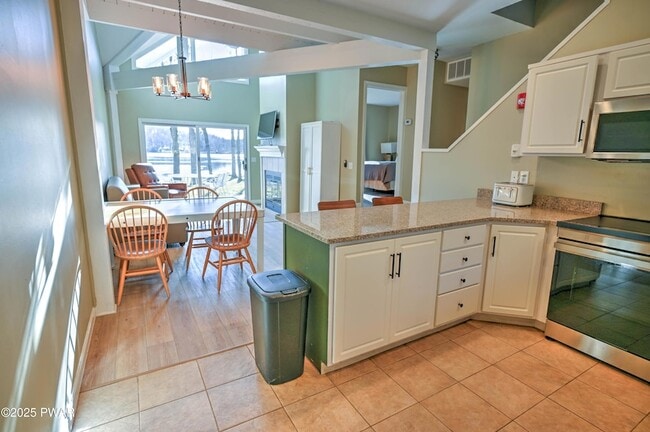 Building Photo - 134 Laurel Hill Dr