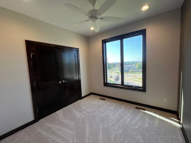 Building Photo - 2652 Century Pine Ln NE