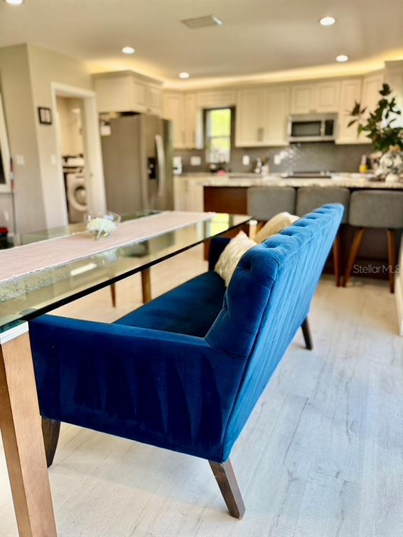 Building Photo - 1815 Barker Dr