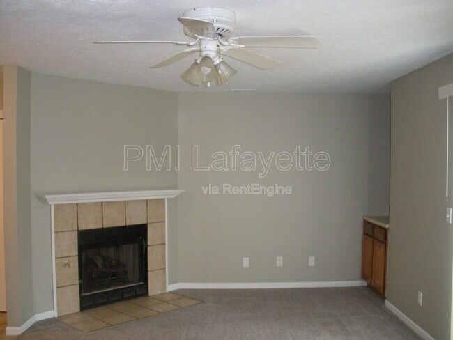 Building Photo - 3526 Bethel Dr