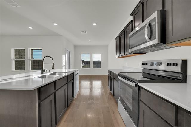 Building Photo - 210 Augusta Ct