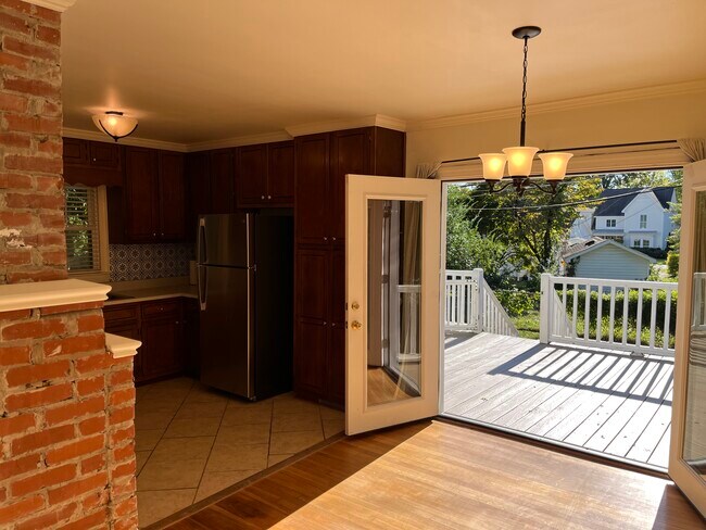 Building Photo - 2733 Thornton Cir SW