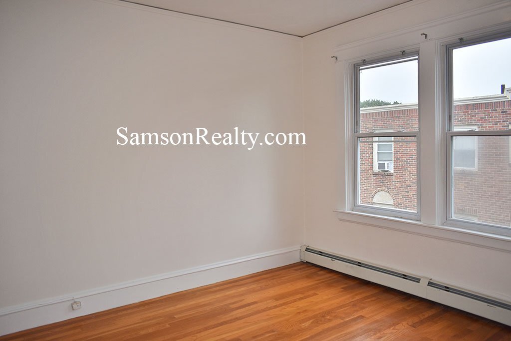 Building Photo - 40 Sessions St