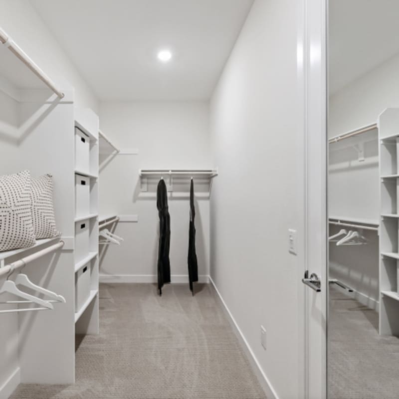 Building Photo - 27241 W Red Willow Ct