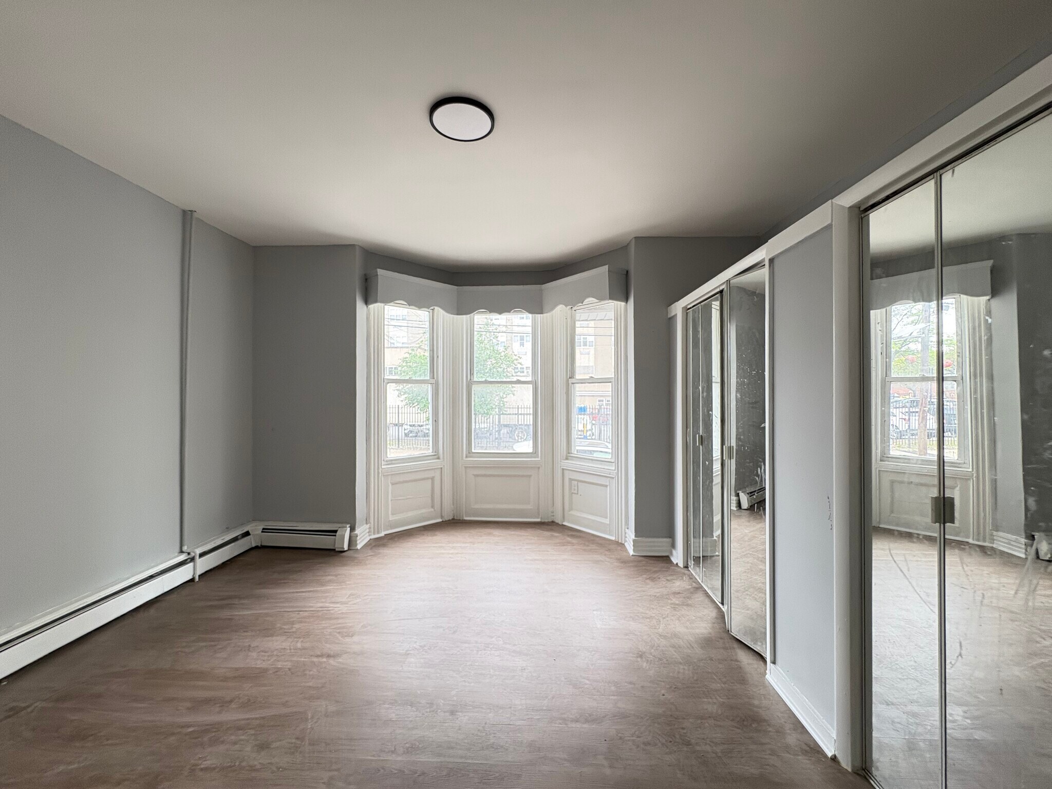 Unit 1 - 65 Hudson St