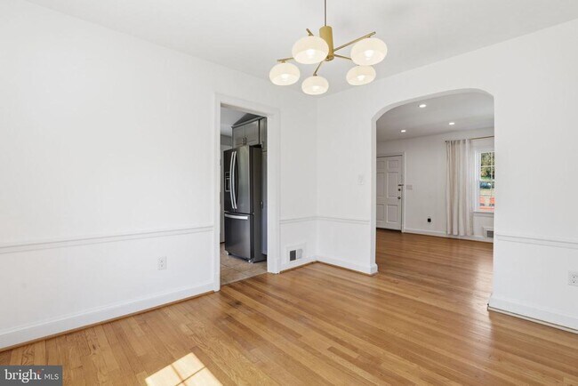 Building Photo - 618 Wayne Ave