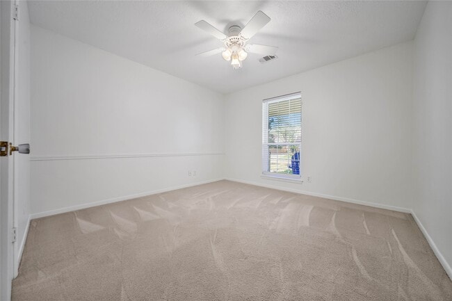 Building Photo - 955 Thornton Rd