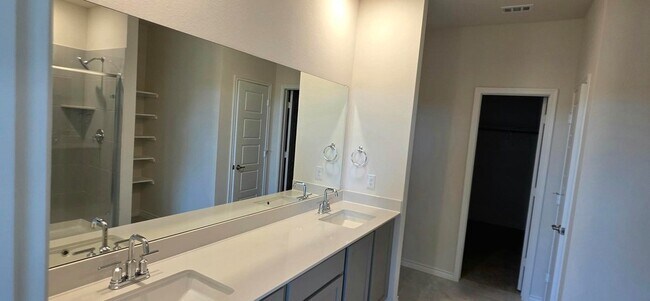 Building Photo - 4125 Sky Dr