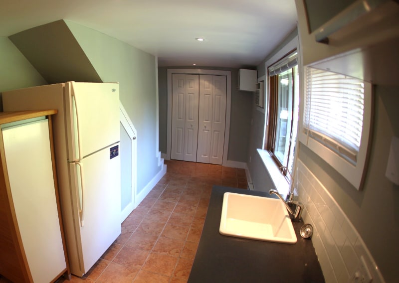 Building Photo - 1081 Creek Rd