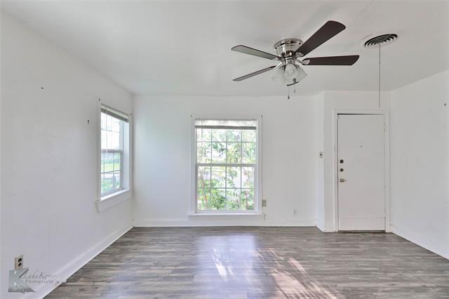 Building Photo - 1174 S Willis St