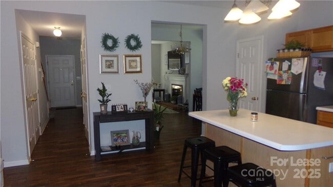 Building Photo - 17804 Delmas Dr