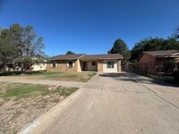 Building Photo - 1211 Harvard Dr
