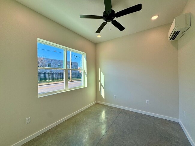 Building Photo - 1857 Zeta Way