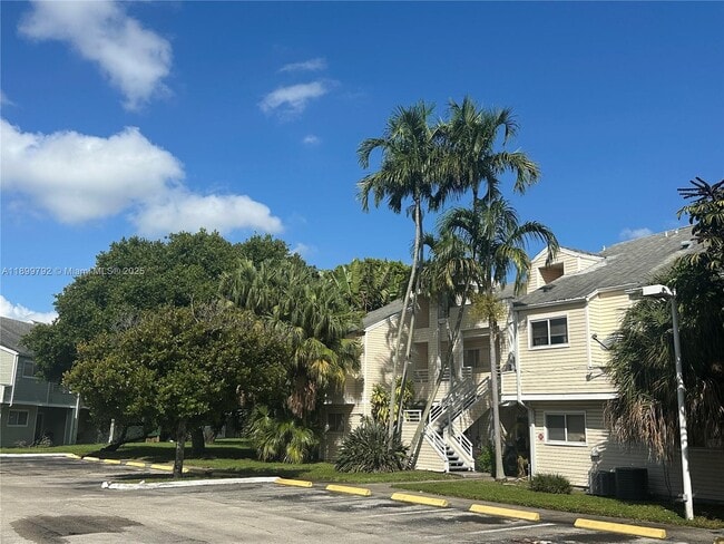 Building Photo - 3413 NW 44th St