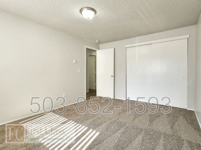 Building Photo - 1408 NE 186th Ave