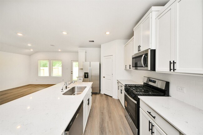 Building Photo - 27458 Serene Pne Dr