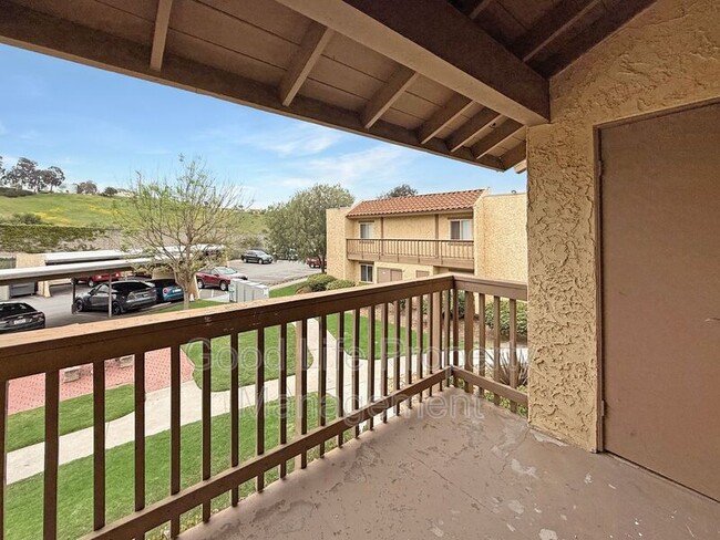 Building Photo - 3030 Alta View Dr