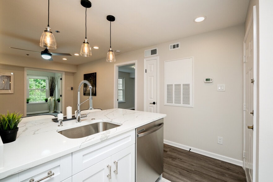 Building Photo - 3315 Wyndham Cir