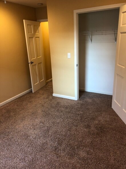 Building Photo - 217 N Henderson Ave