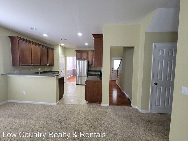 Building Photo - 3 br, 2.5 bath House - 61 Woods Bay