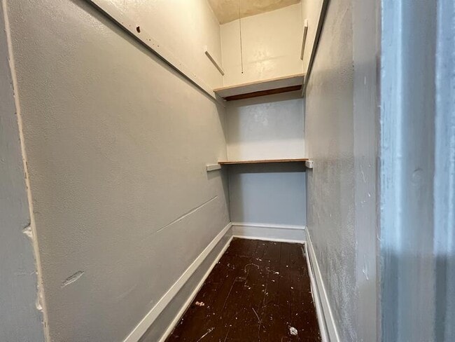 Building Photo - 1503 2nd Ave SE