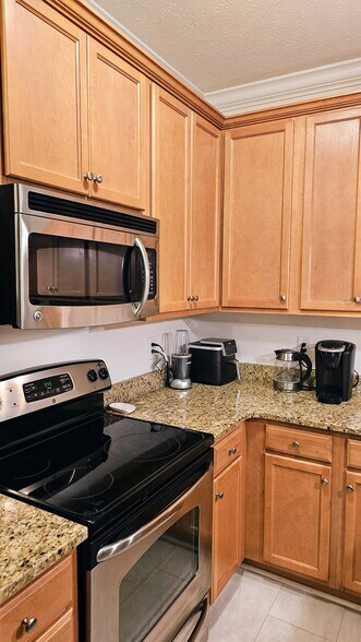 Building Photo - 7821 High Market St