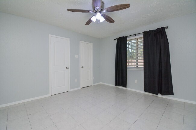 Building Photo - 16518 Monte Carlo Ln