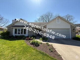 Building Photo - 3 Bedroom House