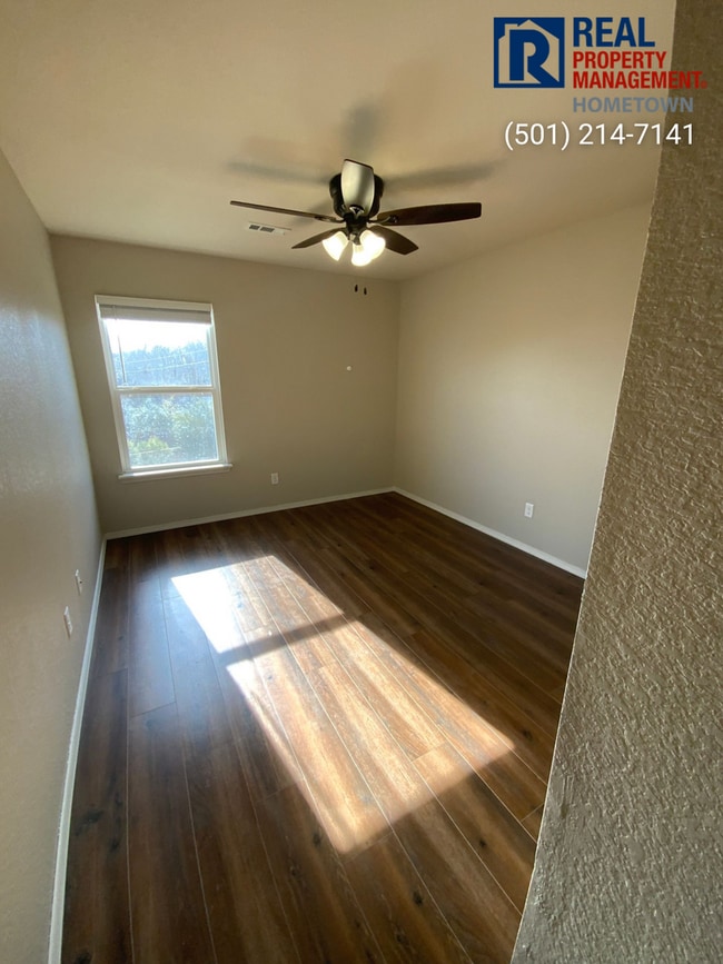 Building Photo - 3225 Miracle Heights Ct