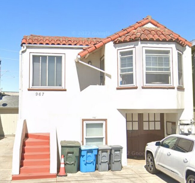 Primary Photo - 971 Montgomery Ave