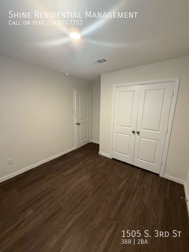 Building Photo - 1505 S 3rd St