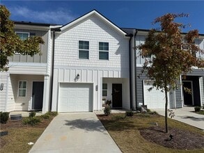 Building Photo - 209 Buckingham Ln