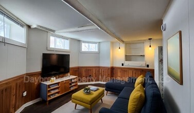 Building Photo - 1121 2nd Ave S