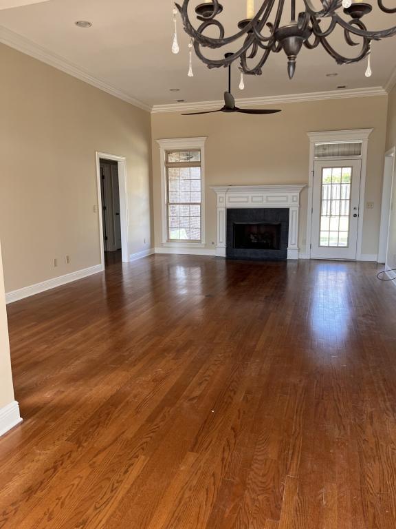 Building Photo - 808 Greenbriar Pl