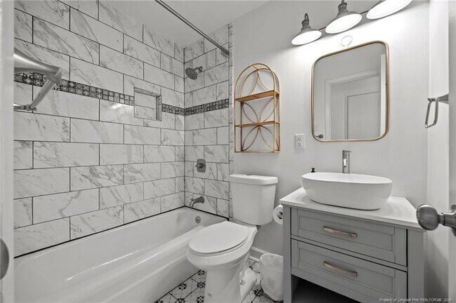 Building Photo - 5419 Laramie Ct