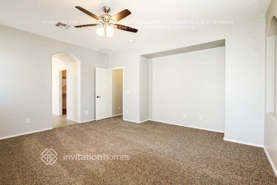 Building Photo - 2388 W Dusty Wren Dr