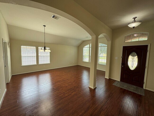 Building Photo - 9907 Rushing Springs Dr