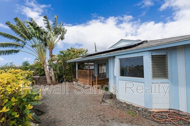 Building Photo - 94-422 Kuahui St.