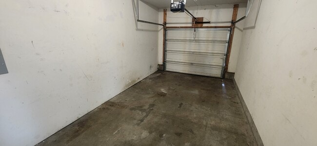 Building Photo - 1111 Biehl Dr