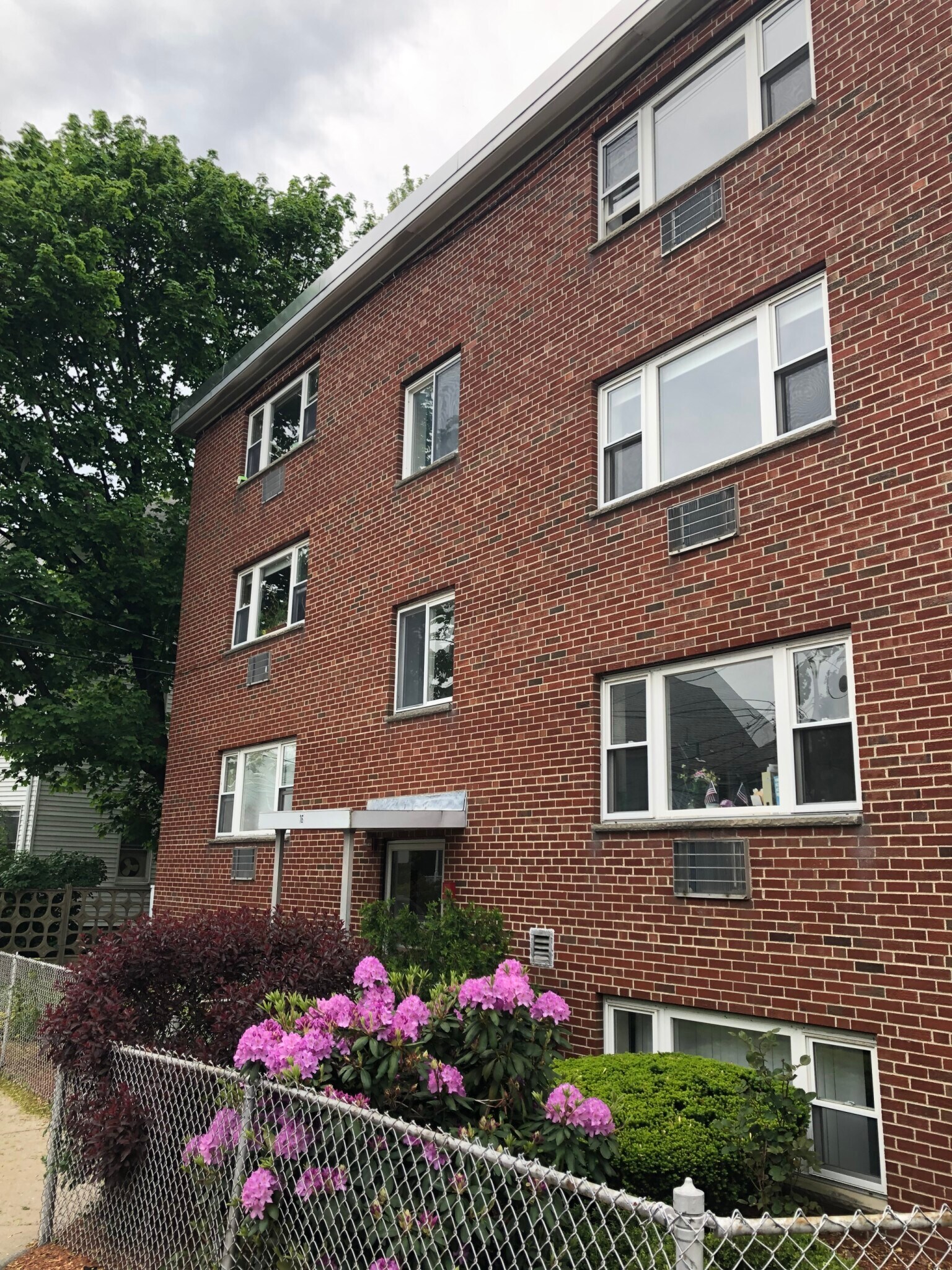 Building Photo - 6 Westford St
