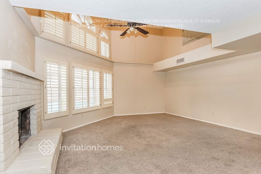 Building Photo - 7120 N 31st Dr