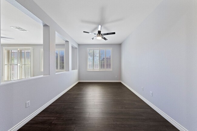 Building Photo - Stunning 1-Story Home in the Heart of Moun...
