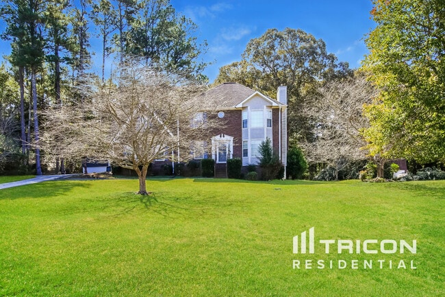 Building Photo - 135 Clearbrook Way